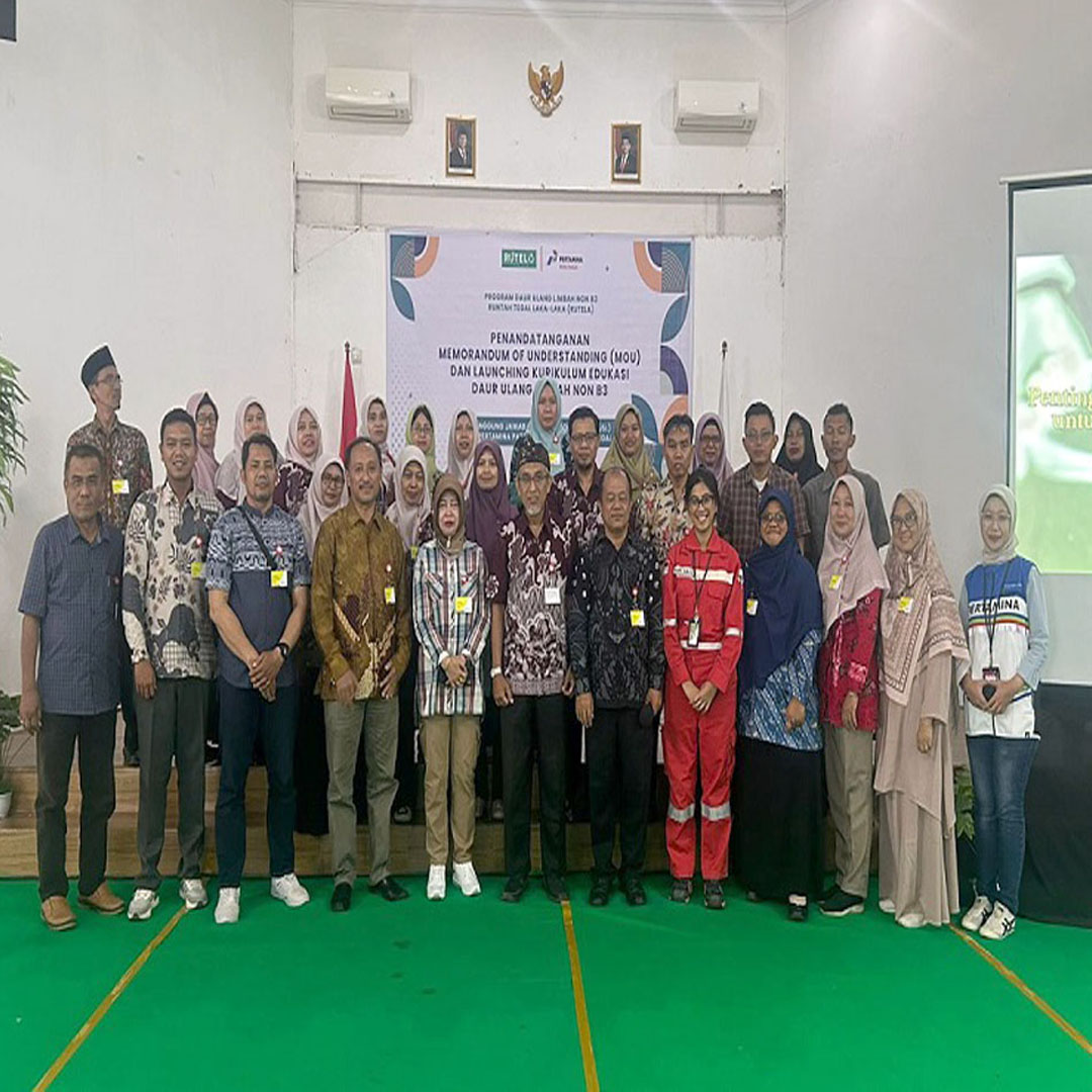 Penandatangan MoU Rutela dan Stake Holder serta Launching Kurikulum Edukasi Daur Ulang